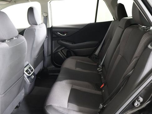 Used 2023 Subaru Outback Premium image 33