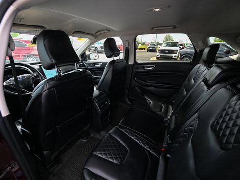Used 2024 Ford Edge Titanium w/ Class II Trailer Tow Package AWD/4WD image 21