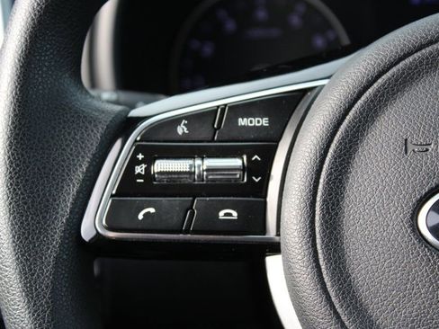 Used 2020 Kia Sportage LX image 14