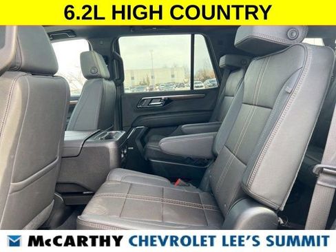 Used 2025 Chevrolet Tahoe High Country image 36