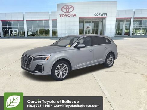 Used 2025 Audi Q7 3.0T Premium Plus AWD/4WD image 29