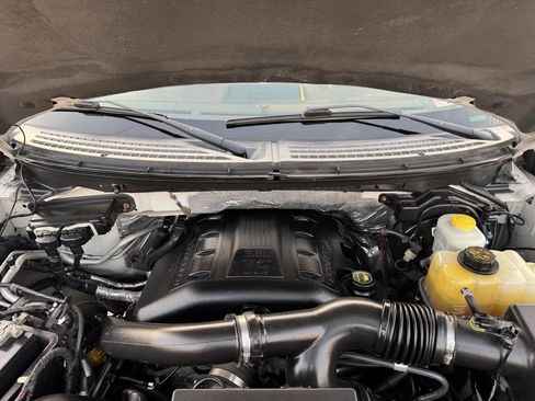 Used 2014 Ford F150 King Ranch w/ King Ranch Luxury Package image 33