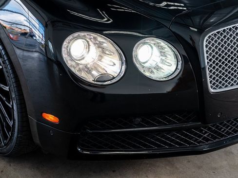 Used 2015 Bentley Flying Spur V8 image 18