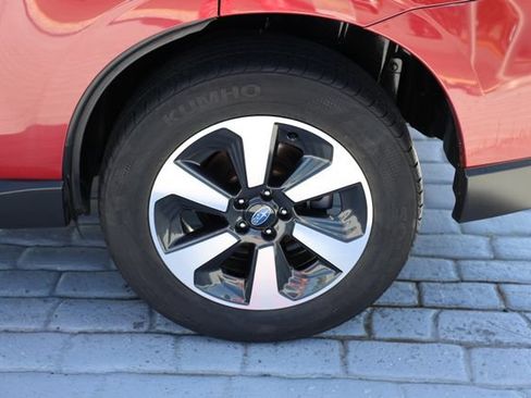 Used 2018 Subaru Forester 2.5i Premium w/ All-Weather Package AWD/4WD image 45