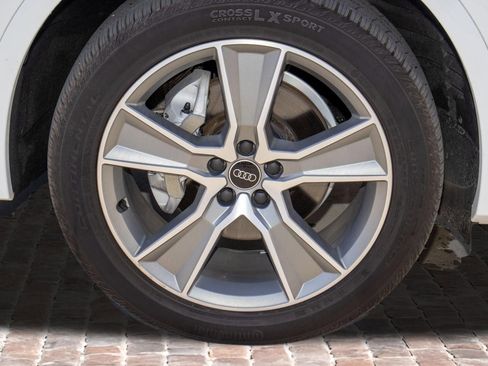 Used 2025 Audi Q5 2.0T Premium AWD/4WD image 42