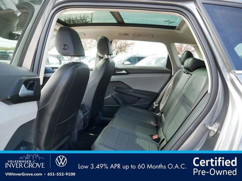 Used 2023 Volkswagen Taos SE w/ Panoramic Sunroof Package AWD/4WD image 17