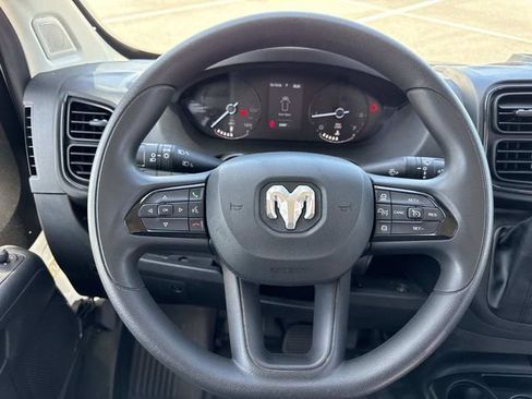 Used 2024 RAM ProMaster 2500 w/ Convenience Group image 24