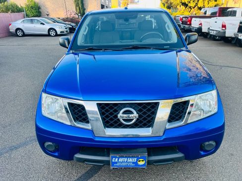 Used 2012 Nissan Frontier SV w/ SV Premium Utility Pkg image 7