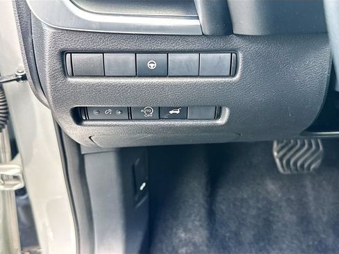 Certified 2024 Nissan Rogue SV AWD/4WD image 27