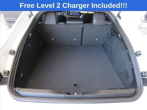 Used 2025 Dodge Charger R/T w/ Quick Order Package 25M R/T image 25