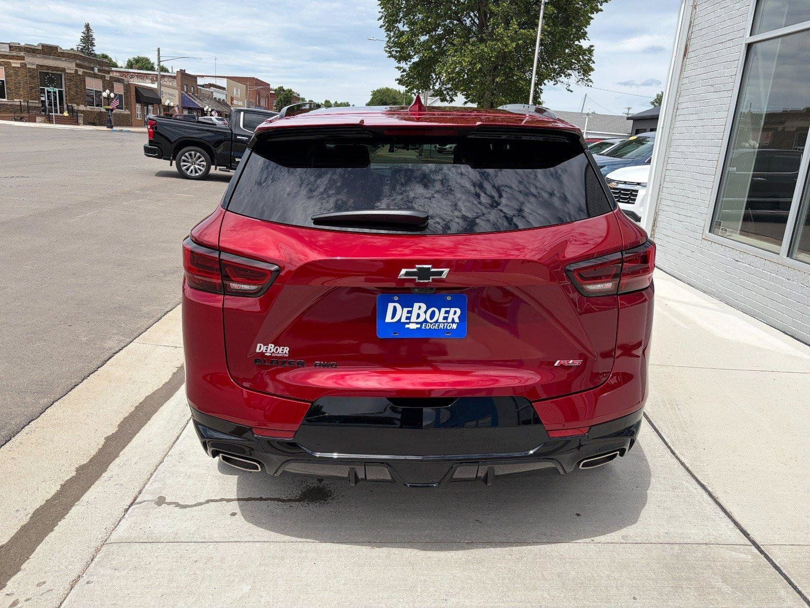 Used 2023 Chevrolet Blazer RS w/ Driver Confidence II Package AWD/4WD image 4