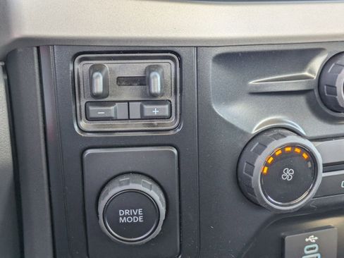 New 2026 Ford F550 image 48