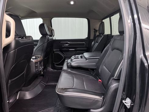 Used 2019 RAM 1500 Laramie AWD/4WD image 32