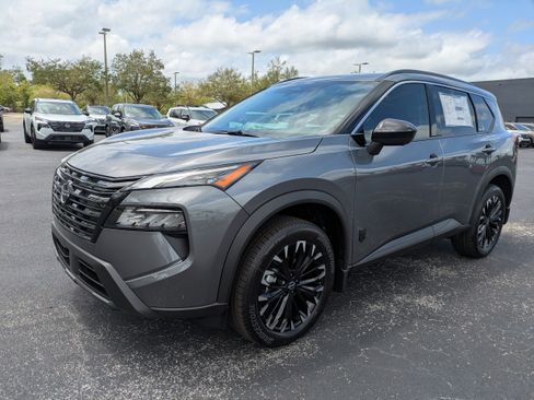 New 2026 Nissan Rogue SV FWD image 8