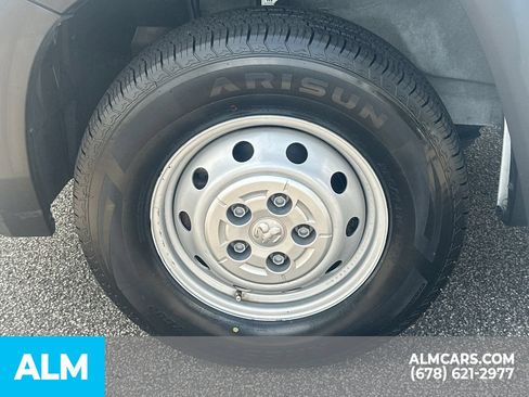 Used 2023 RAM ProMaster 2500 FWD image 12