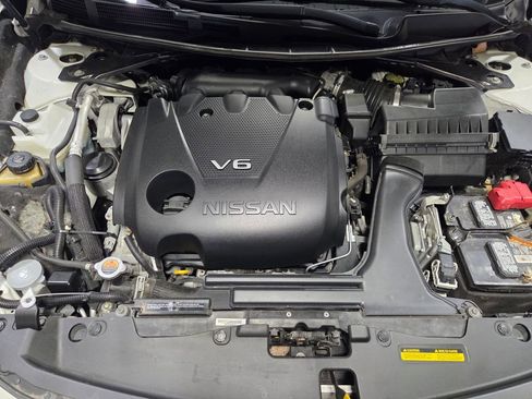 Used 2018 Nissan Maxima Platinum image 23
