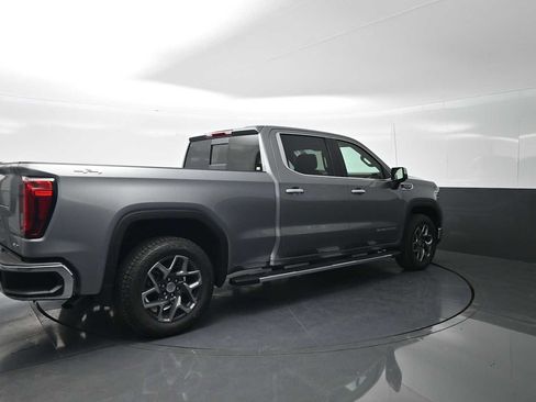 New 2026 GMC Sierra 1500 SLT w/ SLT Premium Plus Package image 8