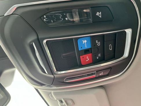 Used 2022 Jeep Grand Cherokee L Limited AWD/4WD image 44