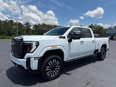 New 2026 GMC Sierra 2500 Denali Ultimate AWD/4WD image 8