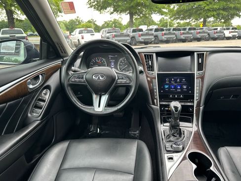 Used 2019 INFINITI Q50 Luxe w/ Essential Package (3.0T Luxe) RWD image 20