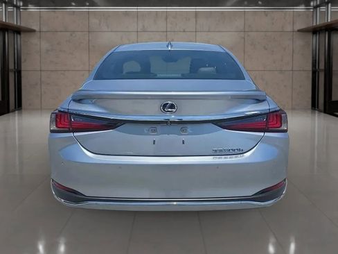 Used 2022 Lexus ES 300h w/ Premium Package FWD image 8