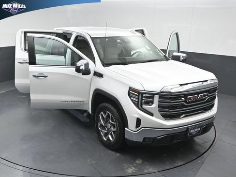 Used 2025 GMC Sierra 1500 SLT w/ SLT Premium Package AWD/4WD image 25