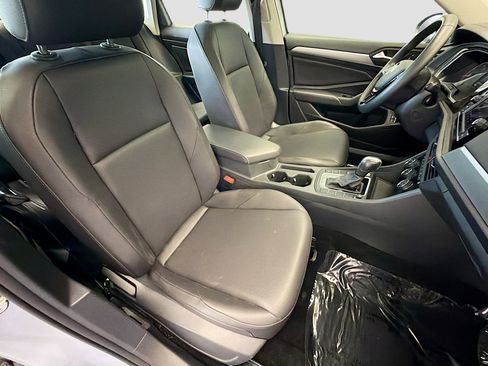 Used 2020 Volkswagen Jetta SE FWD image 15