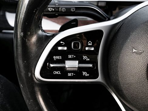 Used 2020 Mercedes-Benz GLS 450 4MATIC image 17