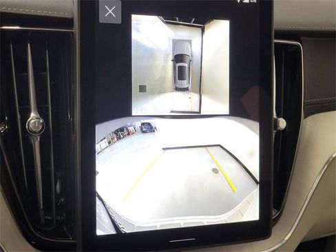 New 2026 Volvo XC60 T8 Ultra w/ Protection Package Premier image 15