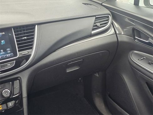 Used 2019 Buick Encore Preferred image 18