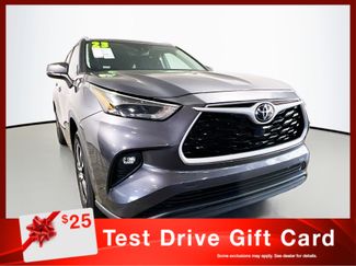 Used 2023 Toyota Highlander XLE video 1