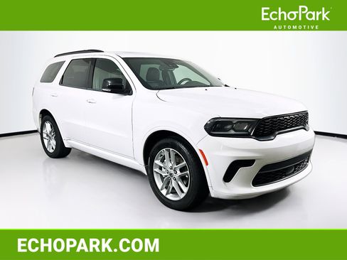 Used 2024 Dodge Durango GT image 1