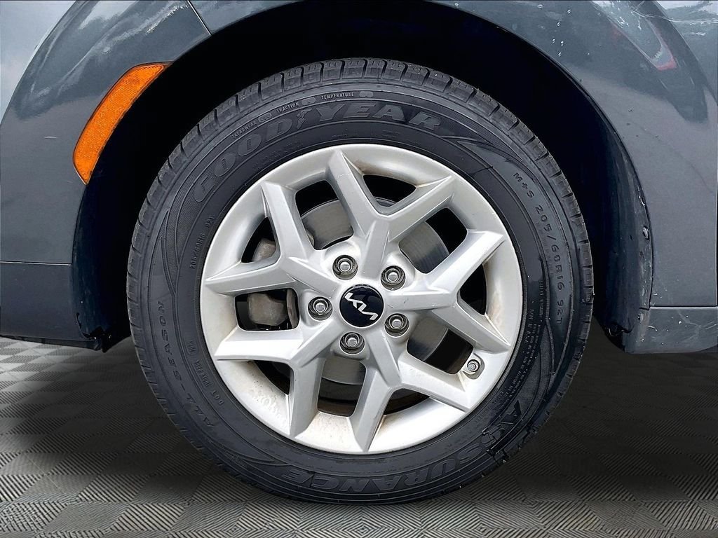 Certified 2024 Kia Soul LX w/ Option Group 015 FWD image 7
