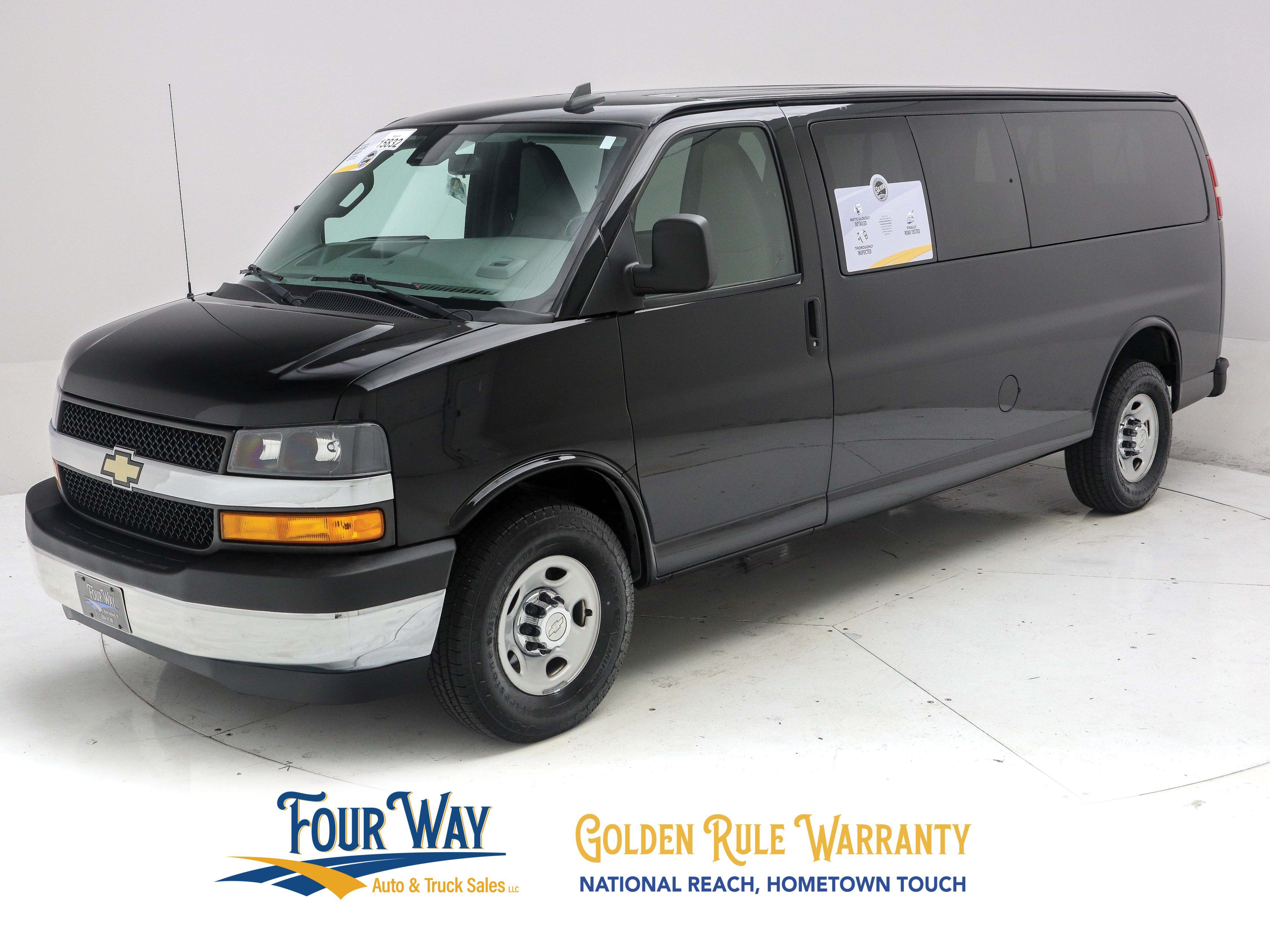Used 2019 Chevrolet Express 3500 LT w/ LT Preferred Equipment Group RWD image 8
