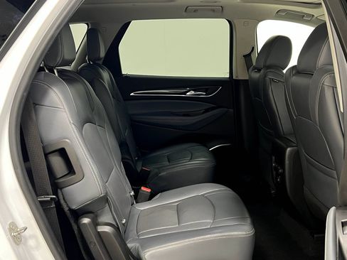 Used 2018 Buick Enclave Essence AWD/4WD image 36