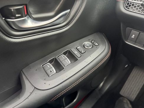 Certified 2026 Honda HR-V Sport image 23