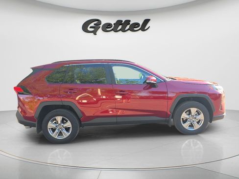 Used 2025 Toyota RAV4 XLE w/ Convenience Package image 4