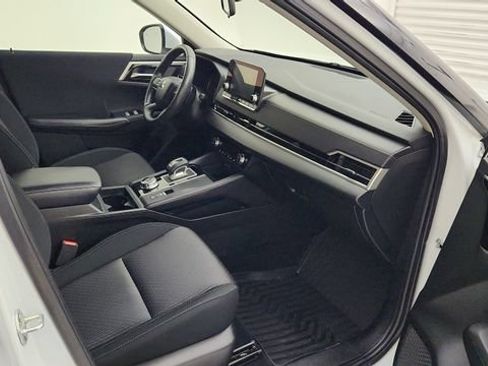 Used 2023 Mitsubishi Outlander ES FWD image 21
