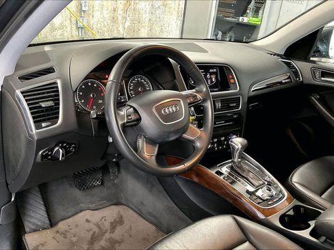 Used 2017 Audi Q5 2.0T Premium w/ Audi MMI Navigation Plus image 17