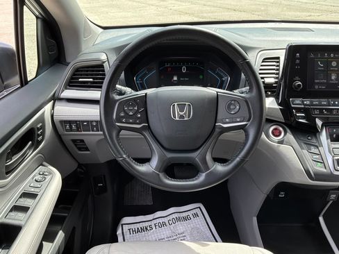 Used 2023 Honda Odyssey EX-L image 22