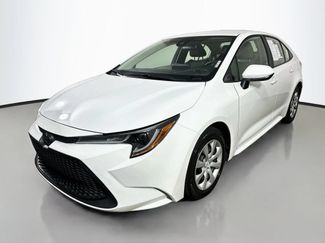 Used 2022 Toyota Corolla LE FWD video 3