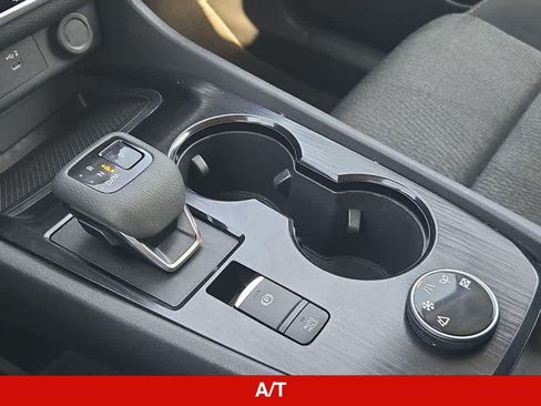 Used 2025 Nissan Rogue SV AWD/4WD image 30