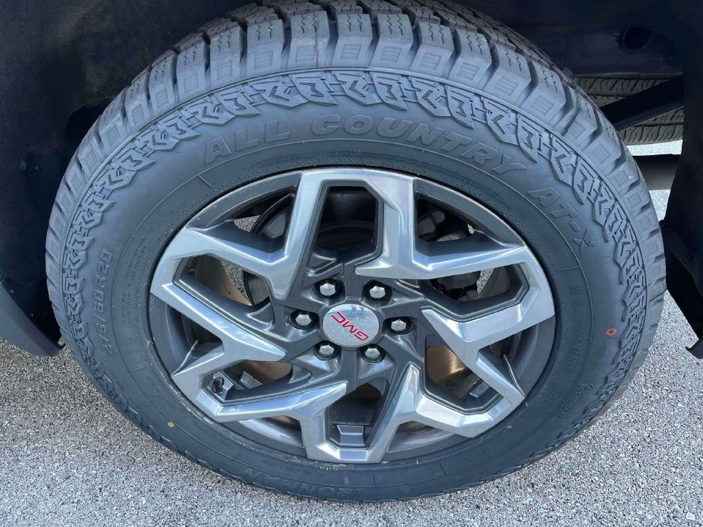 Certified 2023 GMC Sierra 1500 SLT w/ SLT Convenience Package AWD/4WD image 12