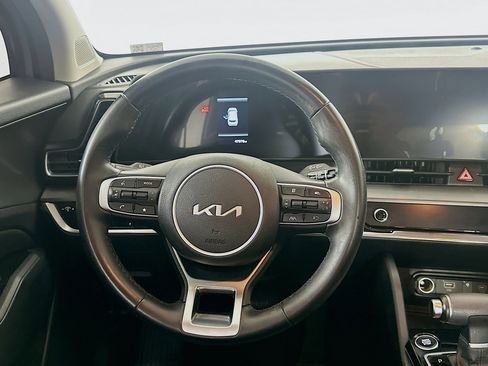 Used 2023 Kia Sportage EX image 18