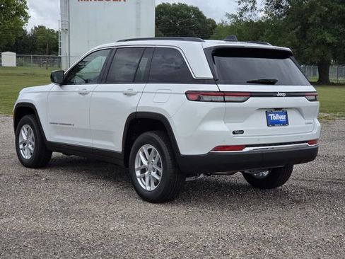 New 2026 Jeep Grand Cherokee Laredo X RWD image 4
