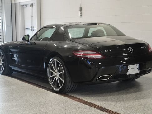 Used 2011 Mercedes-Benz SLS AMG Coupe image 5
