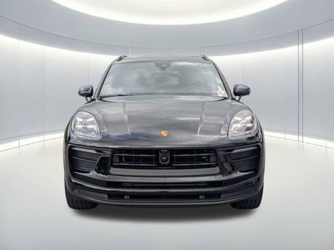 Used 2023 Porsche Macan Turbo AWD/4WD image 9