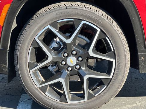 Certified 2025 Chevrolet Traverse High Country w/ LPO, Floor Liner Package image 47