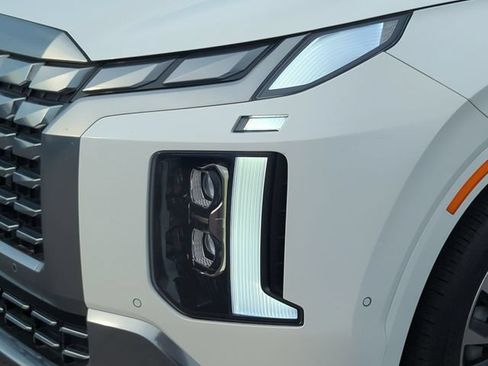 Used 2023 Hyundai Palisade Calligraphy AWD/4WD image 9