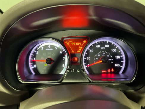 Used 2014 Nissan Versa SL w/ Tech Package image 15